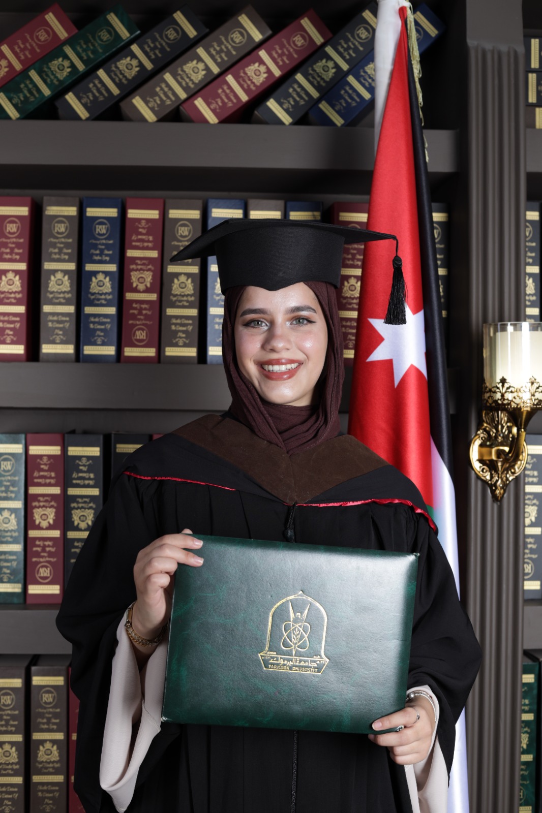 إيمار الواكد   ..  مبارك التخرج