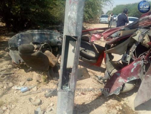 وفاة واصابة اثنان اثر تدهور مركبة على الطريق الصحراوي 