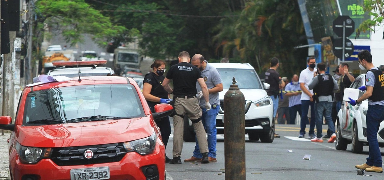 30 رجلا بأسلحة ومتفجرات  ..  وقائع سطو "عنيف جدا" على مصرف "برازيلي" تُثير مواقع التواصل
