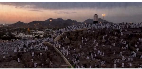  الحجاج ينهون "ركن الحج الأعظم" في جبل عرفات ..  وينفرون إلى مزدلفة