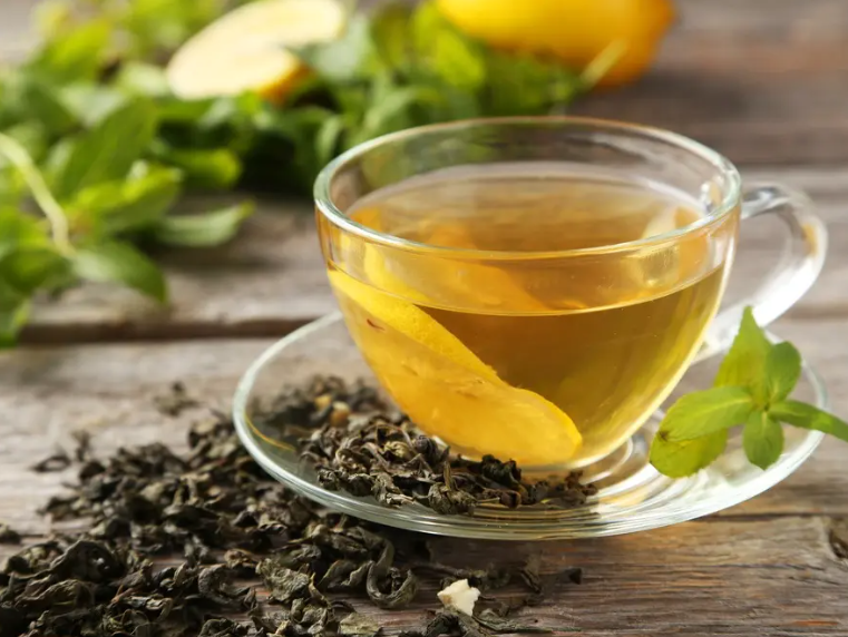 في العصور القديمة ..  الشاي الأخضر يستخدم لعلاج الصداع