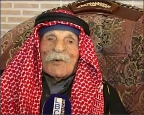 بالفيديو .. أكبر معمر فلسطيني لديه أكثر من 350 ولداً وحفيداً
