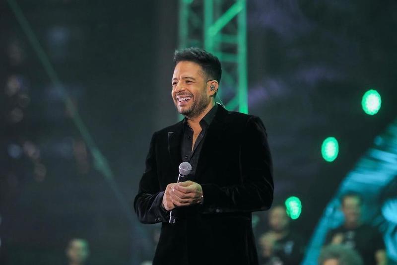 بالصور  ..  محمد حماقي يعلن أول مفاجأة فنية في 2022