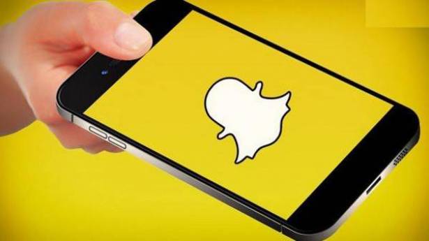 كيف تستعيدون تصميم "سناب شات" القديم على أجهزة أندرويد؟