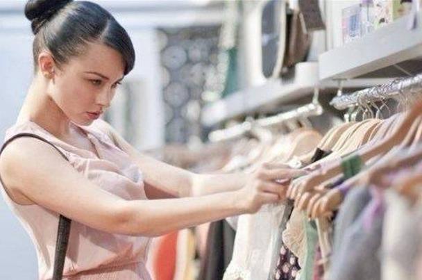 احذري الملابس المستعملة .. تسبب هذه الأمراض
