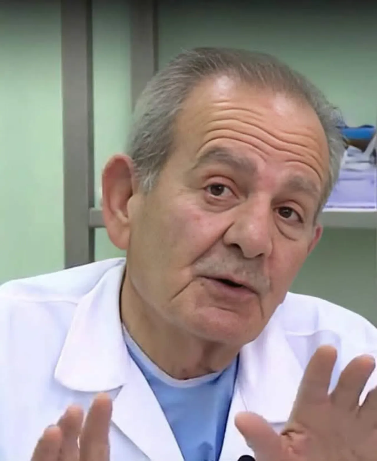 وفاة الدكتور وحيد الخشاشنة  ..  اول من تعامل مع مصابي كورونا بالاردن