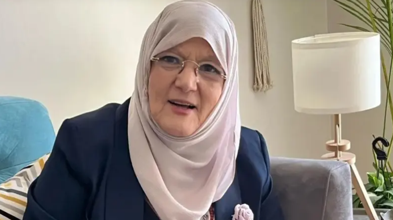 شخص يخترق حساب الفنانة المصرية شمس البارودي على فيسبوك وينشر فيديو مخلاً