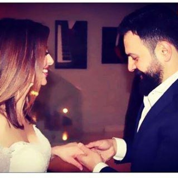 الكشف عن أول تغريدتين بين تيم حسن ووفاء الكيلاني