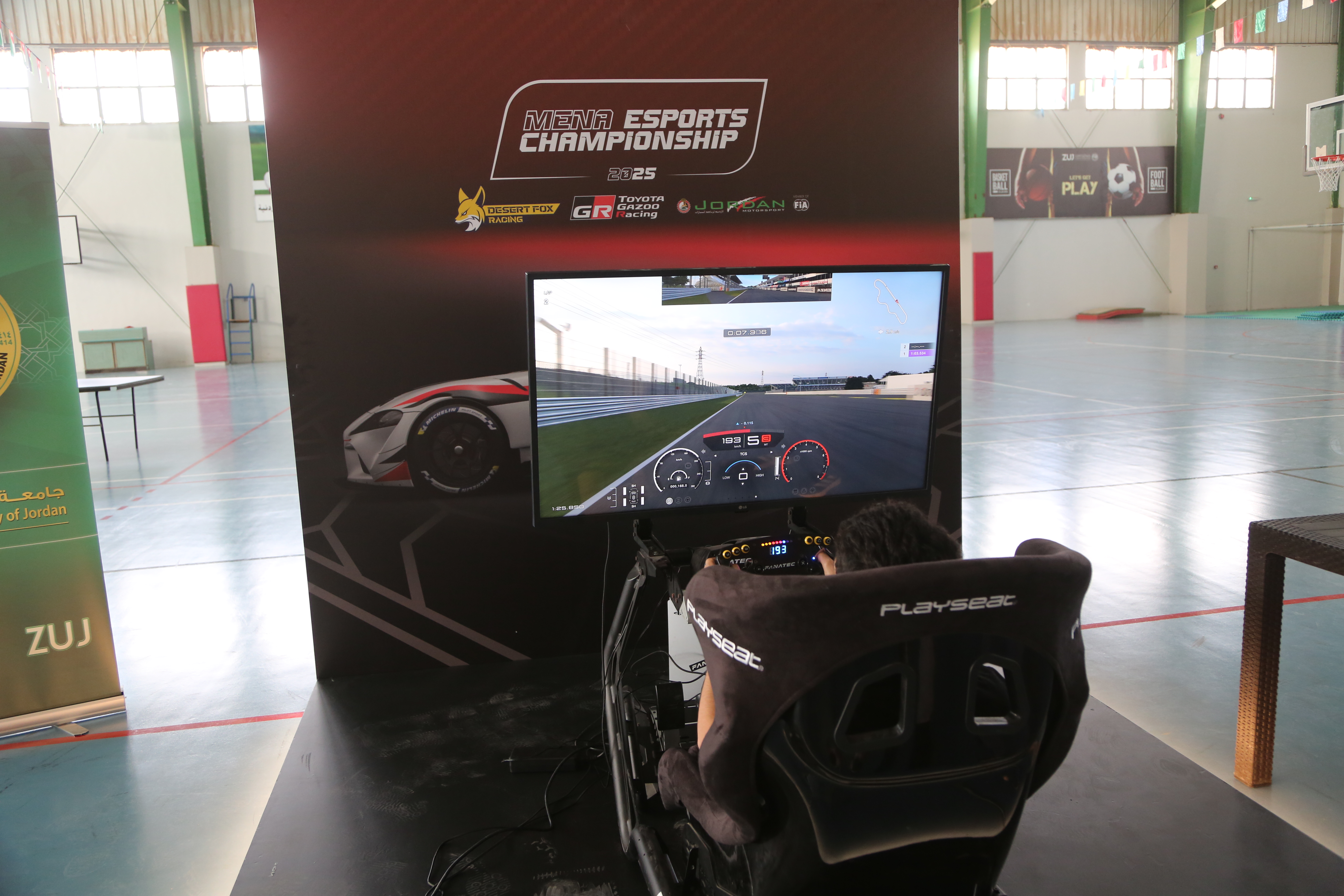 عميد شؤون الطلبة في جامعة الزيتونة الأردنية يتوّج الفائزين ببطولة الألعاب الإلكترونية