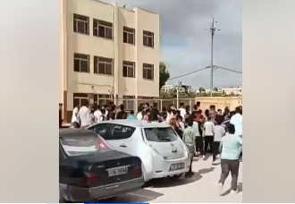 مشاجرة طلابية شرق إربد تمتد إلى الشوارع وتتسبب بأضرار للممتلكات