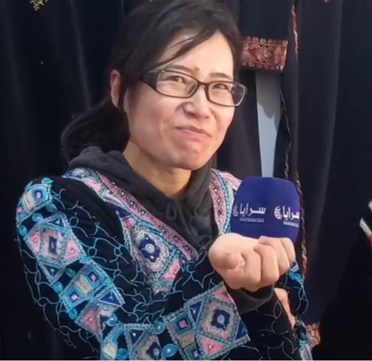 بالفيديو ..  يابانية في عجلون: المنسف الأردني زاكي جداً وكفرنجة "جخة"