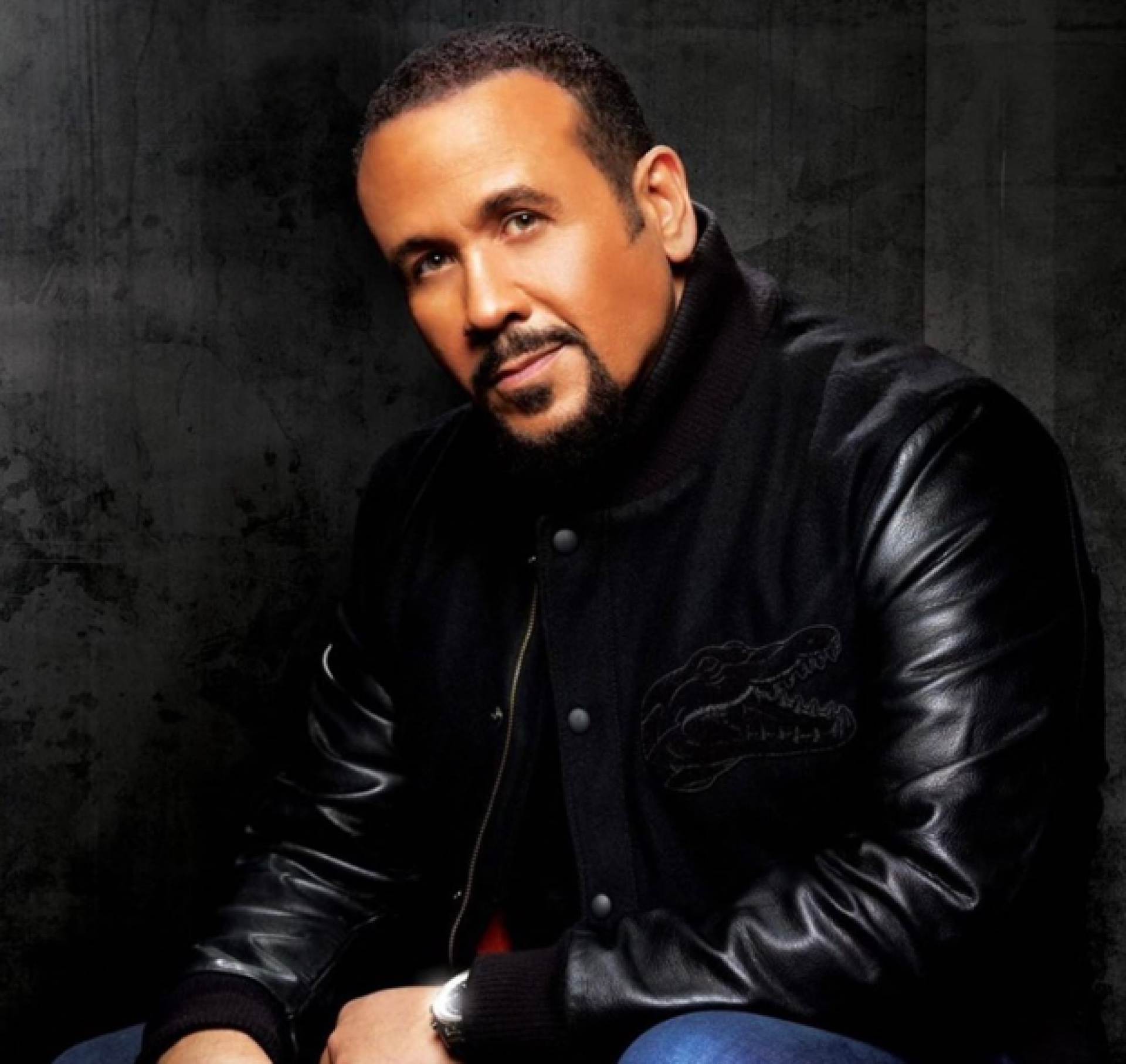 هشام عباس يطلق أغنيته الجديدة ضمن الفيلم الكوميدي “شوغر دادي”