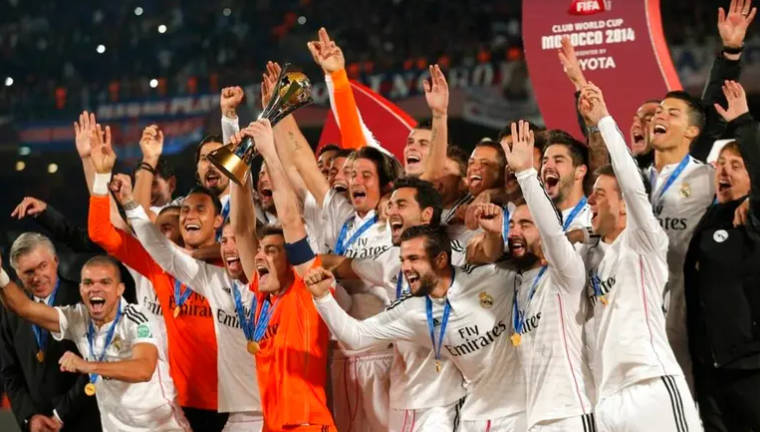مفاجأة ..  اتجاه لسحب لقب "بطل العالم" من ريال مدريد وأندية أخرى