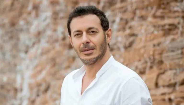 مصطفى شعبان وهيفاء وهبي يستعدان لفيلم «مملكة» بعد سنوات من التأجيل