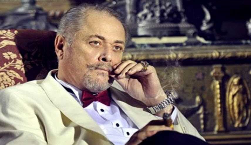 بالصور  ..  الاسباب الغير معلنة التي أدت لوفاة محمود عبد العزيز .. خطأ طبي قاتل!