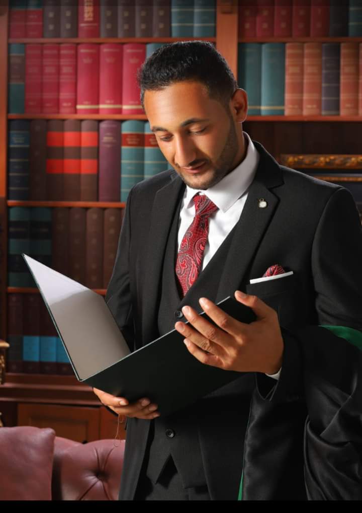معاذ تميم الغراغير  ..  مبارك التخرج و النجاح