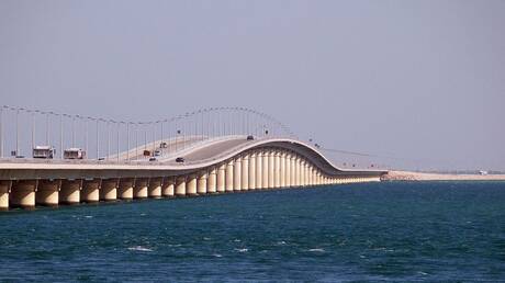 السعودية تعلن إغلاق جسر الملك فهد مع البحرين "احترازيا"