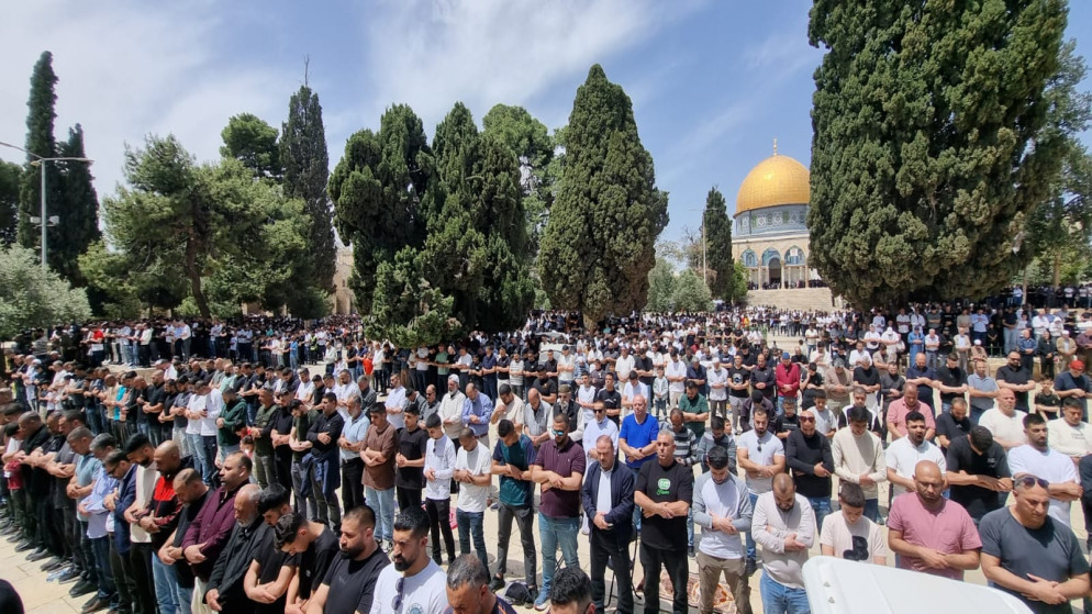 60 ألف مصل يؤدون الجمعة في المسجد الأقصى المبارك