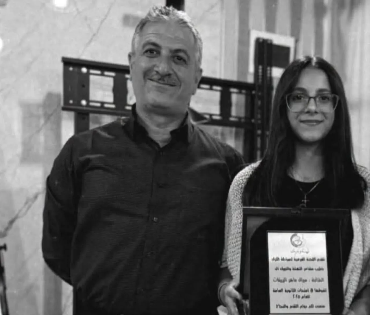 رسالة مؤثرة من ابنة الشهيد ماهر الرزيقات  ..  مين بده يوصلني ويستنى علاماتي ويخطط معنا للسفر؟