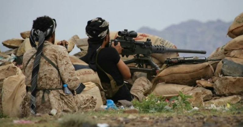 القوات اليمنية تفشل هجوما حوثيا غرب تعز وتعلن إسقاط مسيّرة