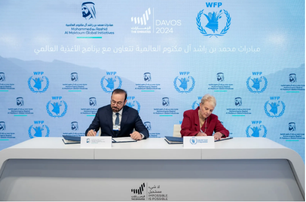 بتوجيهات من حاكم دبي ..  تقديم منحة لتوفير الدعم الغذائي المباشر لسكان غزة