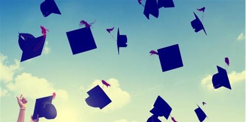 تعيين اوائل الخريجين بشكل مباشر