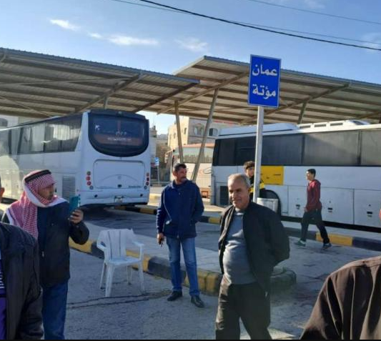 انضمام حافلات في مجمع الجنوب للإضراب