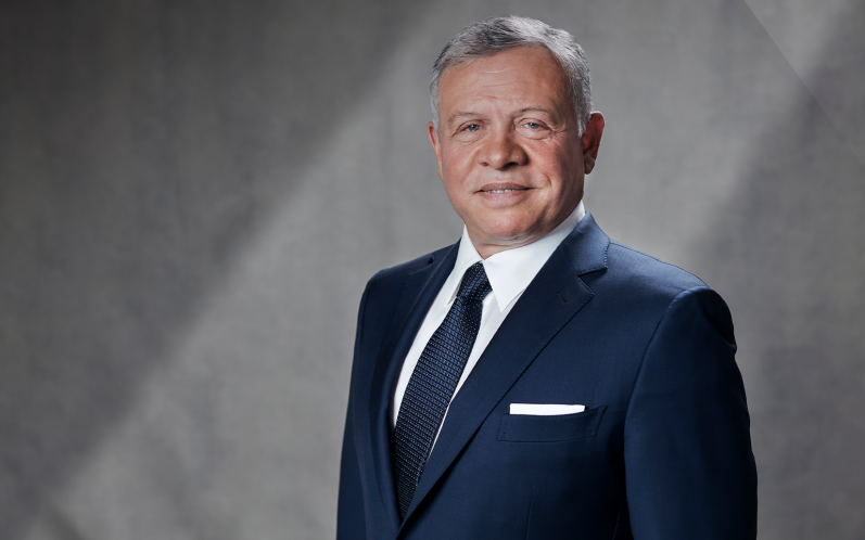 الملك يوجه لتأسيس مركز لعلاج السرطان في مستشفى الأميرة بسمة