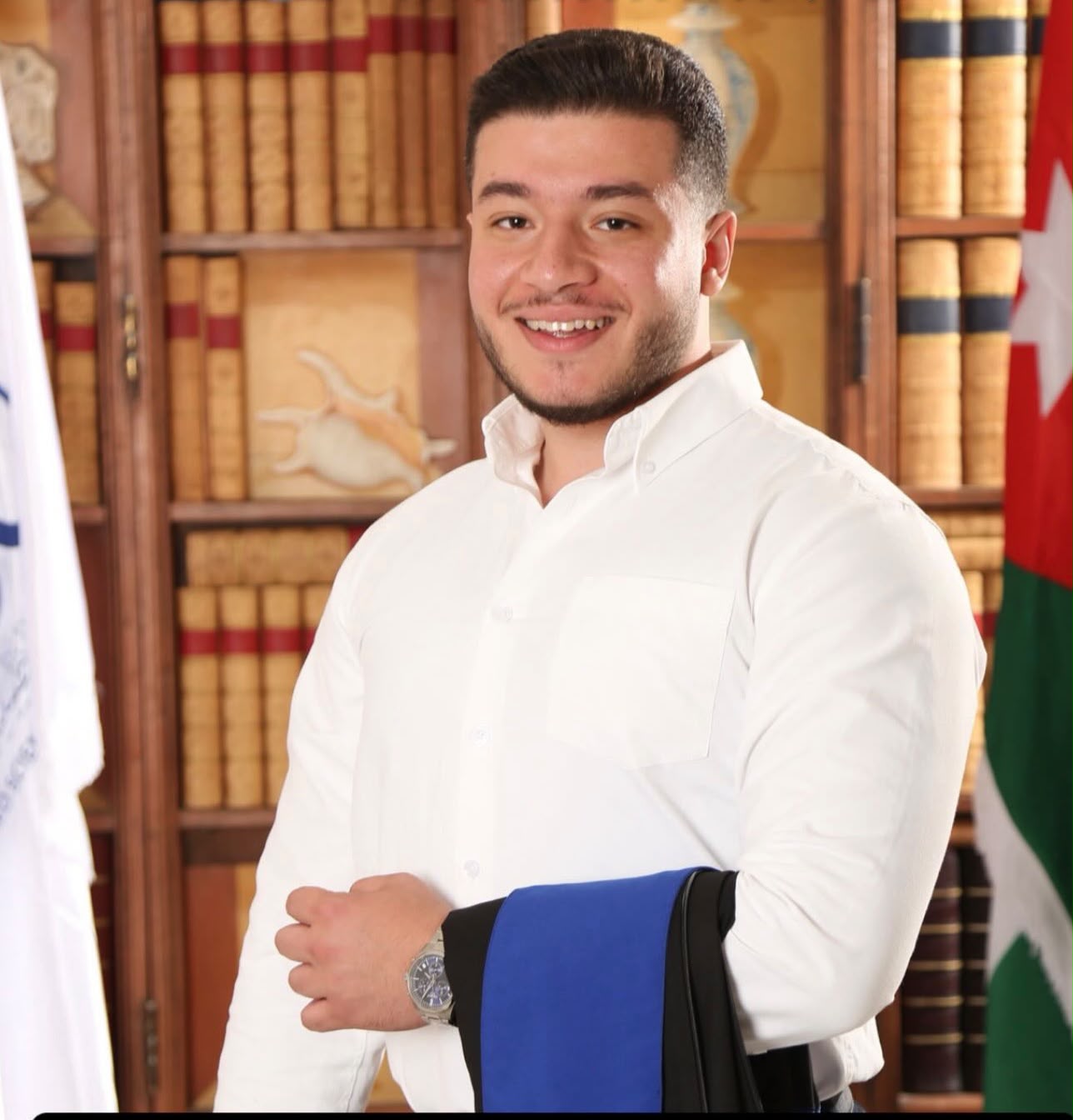 محمود رائد الغريفي مبارك التخرج
