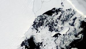 القطب الجنوبي يفاجئ العالم بكارثة غير متوقعة ..  العواقب وخيمة