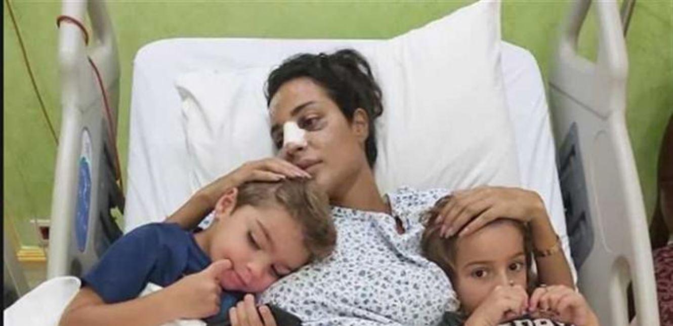 بعد نجاتها بأعجوبة: نادين نسيب نجيم تغادر المستشفى وتترك منزلها ..  هل قررت الهجرة فعلا؟