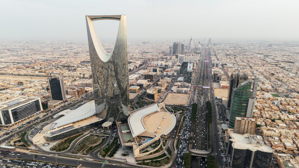 السعودية تبدأ باستقبال طلبات تملك الأجانب للعقارات
