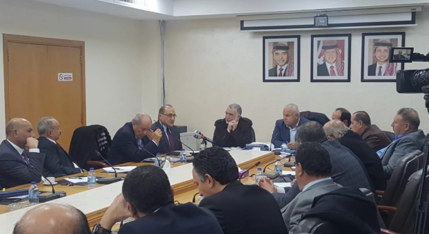 تطوير المناطق التنموية تقدم عرضًا للحكومة لتحفيز الاستثمار بالبحر الميت