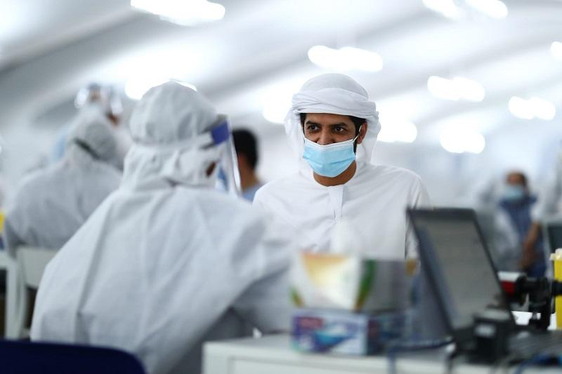 الإمارات تخفف عددا من قيود كورونا 