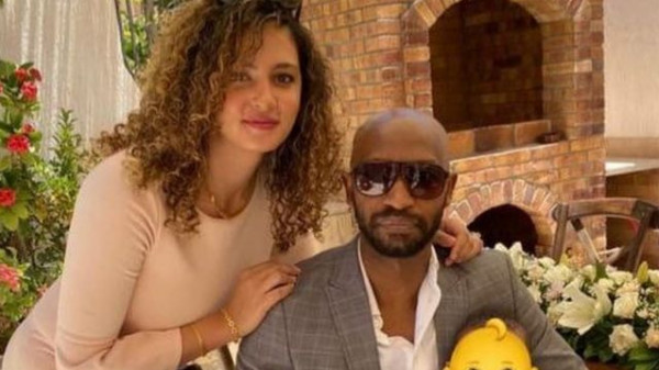 فيديو يظهر رد فعل زوجة شيكابالا تجاه اشتباكه مع أحمد فهمي  