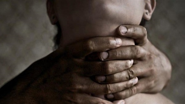 الامن: وفاة سيدة بعد خنقها على يد زوجها في البلقاء