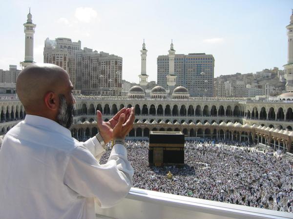 ما حكم بيع وشراء تأشيرات الحج بين الناس؟ الافتاء الأردنية تجيب 