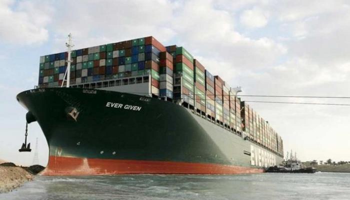 التعويضات ..  فصل جديد من أزمة "قناة السويس"و"إيفر جيفن"