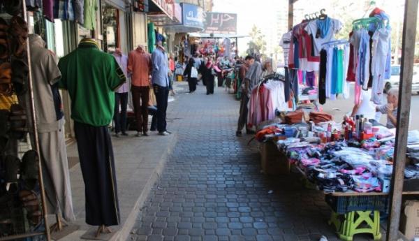 ضعف الحركة الشرائية في الأسواق قبل العيد