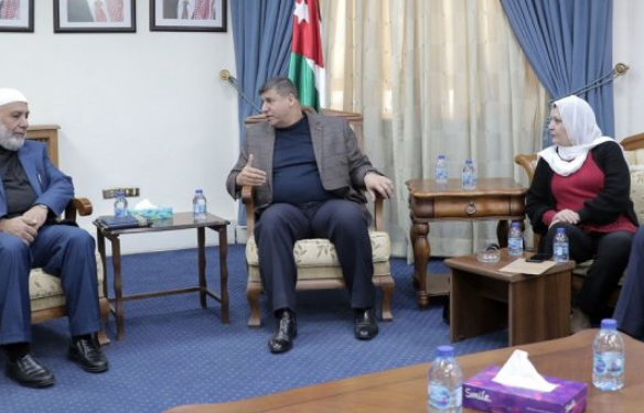 فلسطين النيابية تلتقي رئيس أكاديمية الأقصى للوقف