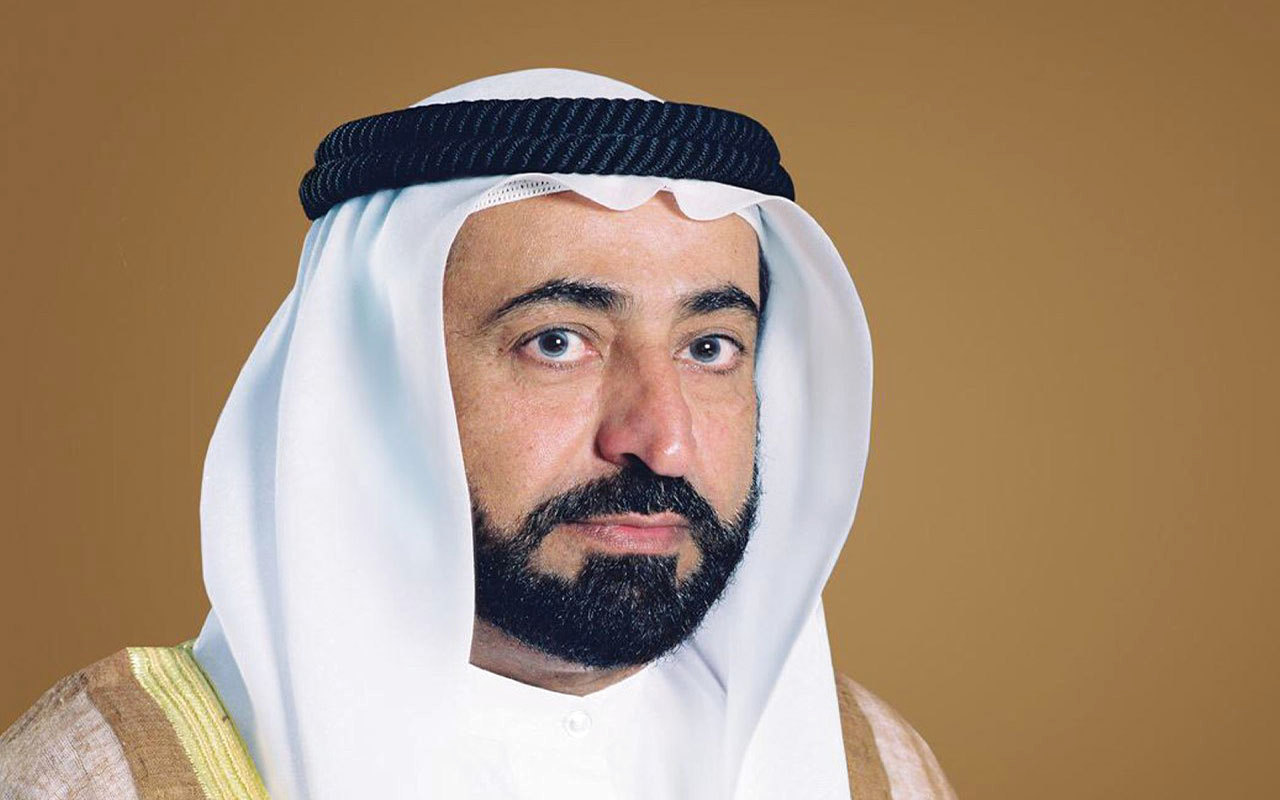 حاكم الشارقة يوجه بصرف 50 ألف درهم لكل أسرة في مراكز الإيواء والفنادق