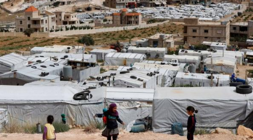 لبنان يستأنف رحلات العودة الطوعية للاجئين السوريين إلى قراهم