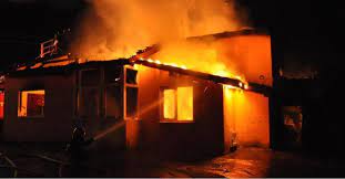 وفاة و (3) إصابات بحريق منزل في مادبا 