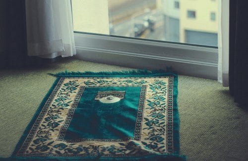 كيفية صلاة التراويح بالتفصيل