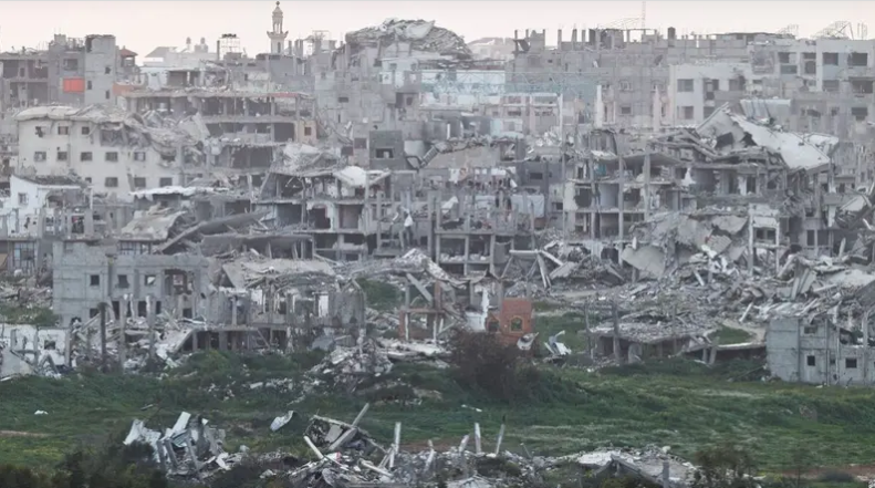 لجنة إدارة غزة تطالب بصلاحيات كاملة في القطاع ..  من الإعمار للأمن