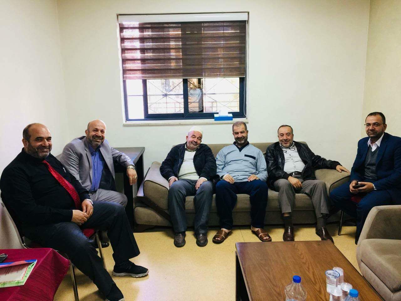 ابو السكر يغادر المستشفى بعد تماثله للشفاء 