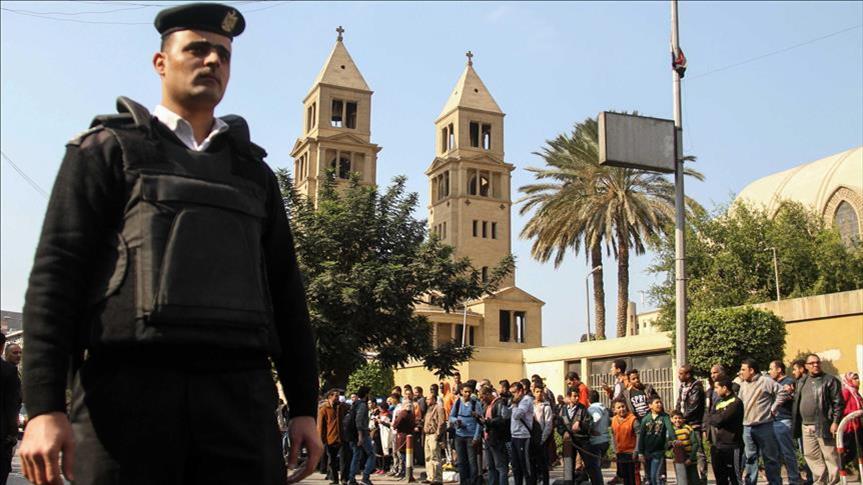 والدة المتهم بتفجير الكنيسة بمصر تنفي مسؤوليته ..  ومصدر أمني: مصدومة