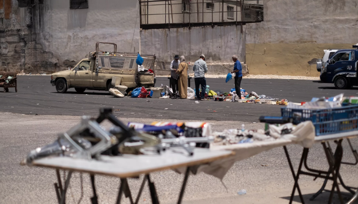 سحب بسطة لرجل مسن في حدائق صلاح الدين ..  ومناشدات لإعادتها