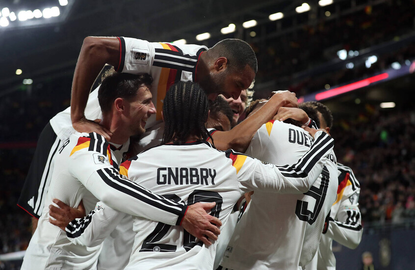 قميص ألمانيا "غير اعتيادي" يظهر لأول مرة في مواجهة سويسرا