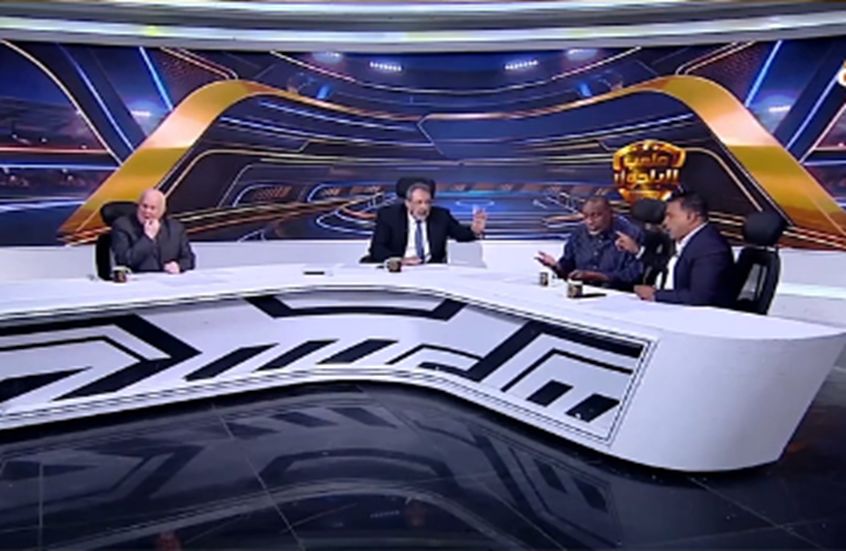 مصر ..  إيقاف برنامج رياضي وحظر ظهور نجمي الزمالك والأهلي بعد مشادة على الهواء